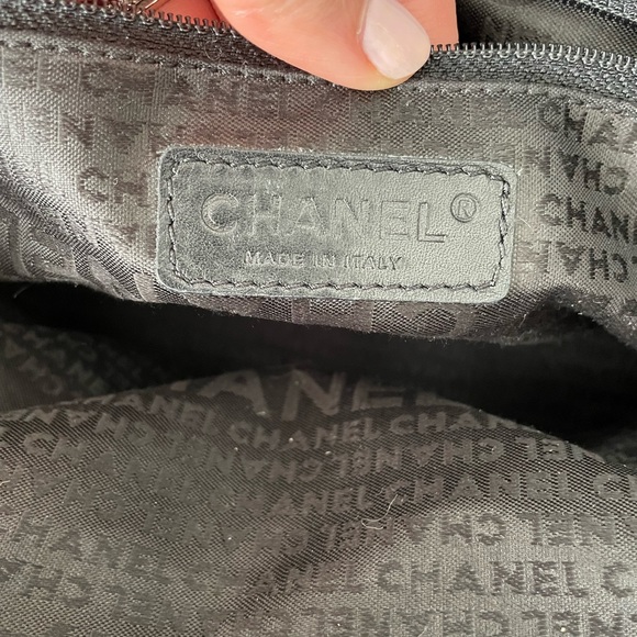 Chanel black leather bag - Picture 3 of 9